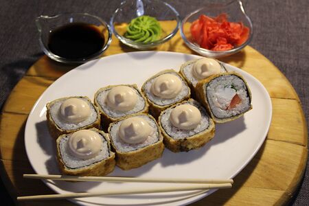 Роллы Лотус