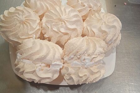 Безе с кремом