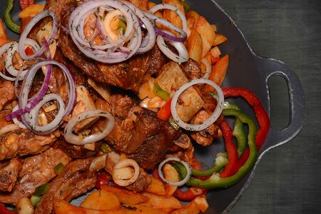 Ассорти из мясных ребрышек