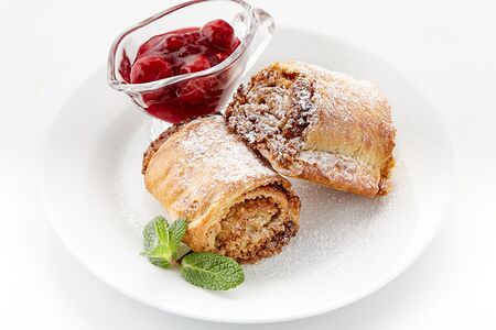 Ореховые рулеты