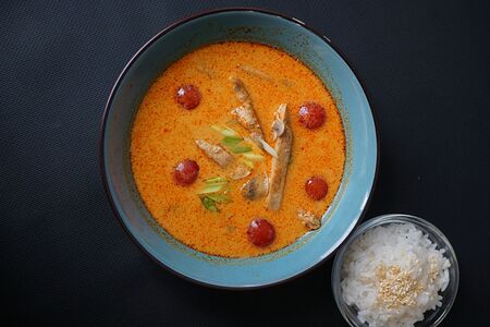 Том ям с курицей