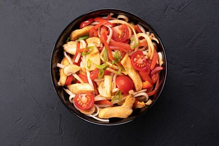 Удон с курицей