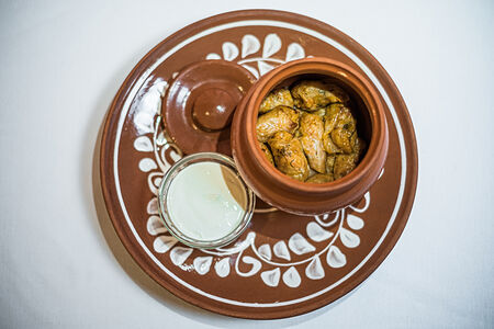 Голубцы в капустных листьях