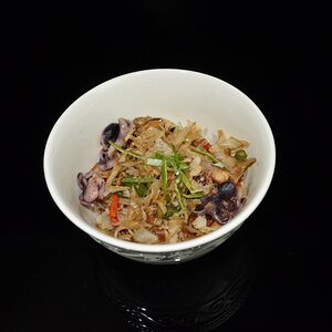 Wok c морепродуктами