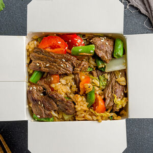 Острый рис с говядиной