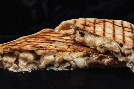 Тортилья Жюльен с курицей