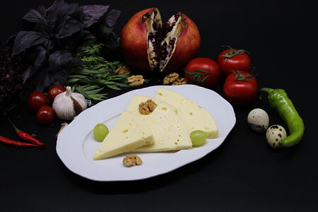 Сыр сулугуни молочный домашнего приготовления