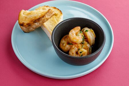 Креветки в топлёном масле