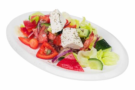 Салат овощной с сыром фета