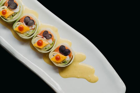 Лосось, манго