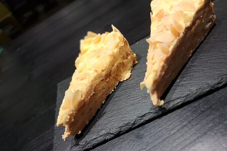 Пирожное-торт Миндальный