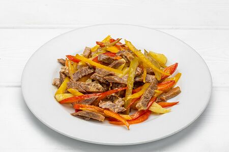 Салат с говядиной