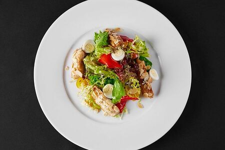 Микс-салат с чёрной треской