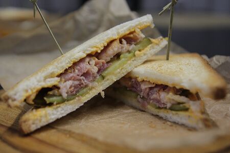 Сэндвич с беконом