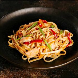 Лапша удон с лососем