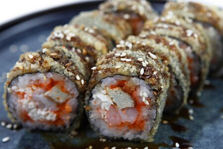 Темпурный ролл Эби крабс