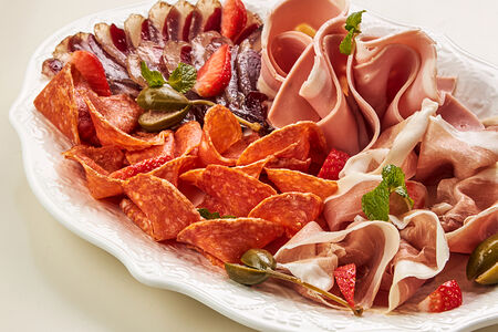 Мясное ассорти