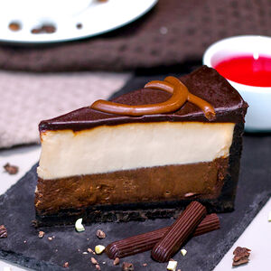 Чизкейк три шоколада