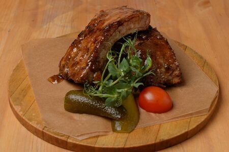 Ребрышки свиные запеченные