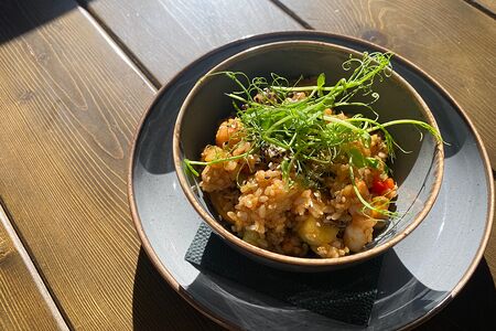 Рис чесночный с морепродуктами