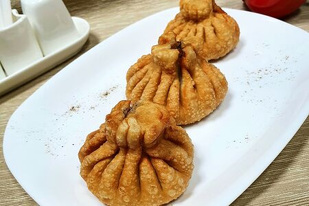 Жареные хинкали с говядиной и свининой