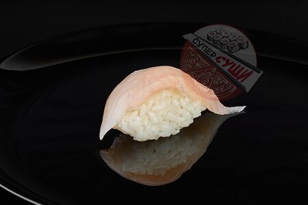 Суши с окунем