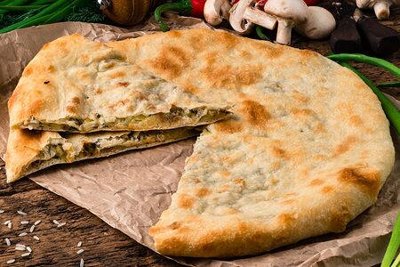 Пирог с грудинкой и картофелем