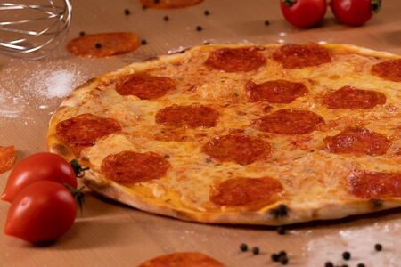 Пицца пепперони