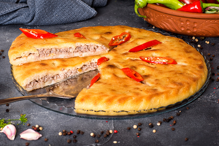 Осетинский пирог с мясом Фыдджын