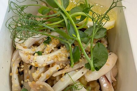 Чесночный рис с кальмаром 360гр