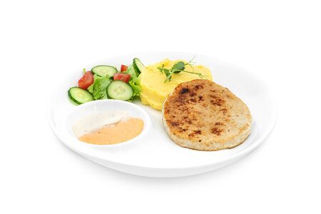 Домашняя куриная котлета с картофелем по-деревенски 