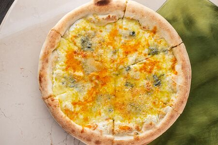 Пицца 4 сыра