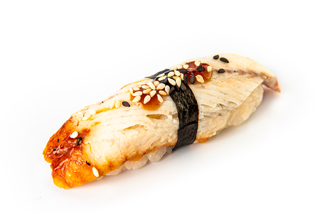 Суши с угрем