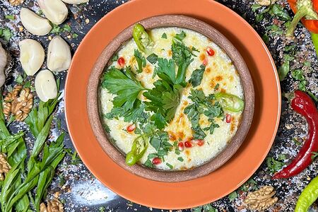 Сыр Сулугуни на кеци