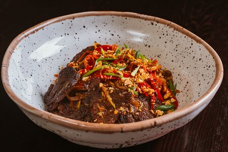 Вок с говядиной