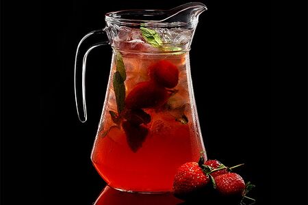 Домашний лимонад клубничный