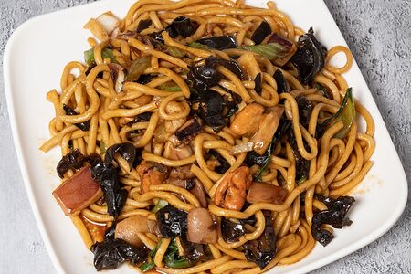 Лапша с морепродуктами