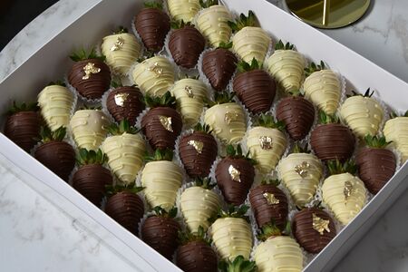 Клубника в шоколаде №24