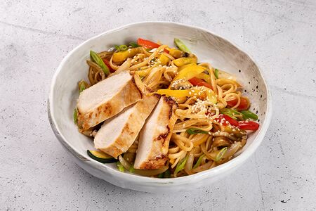 Wok с цыпленком