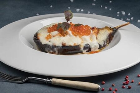 Баклажан, запеченный с семгой