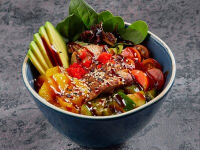 Поке с угрем