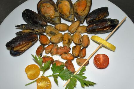 Сет из мидий России и гостем из Новой Зеландии