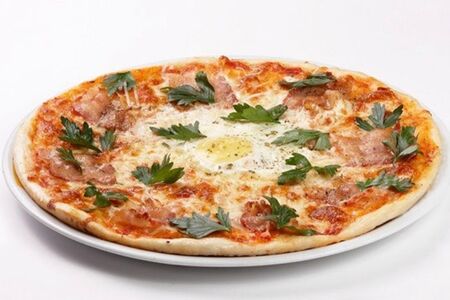 Пицца Карбонара на тонком тесте