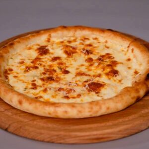 Пицца четыре сыра