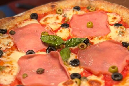 Пицца Капричоза