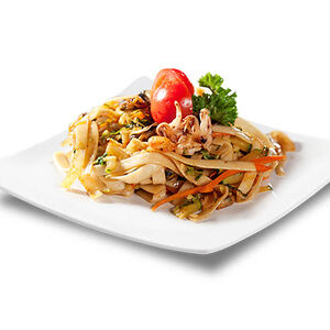 Удон с морепродуктами