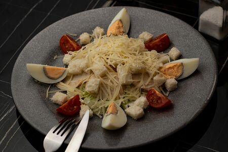 Цезарь с курицей