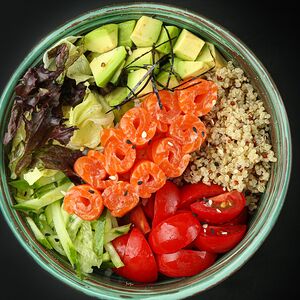 Поке с лососем