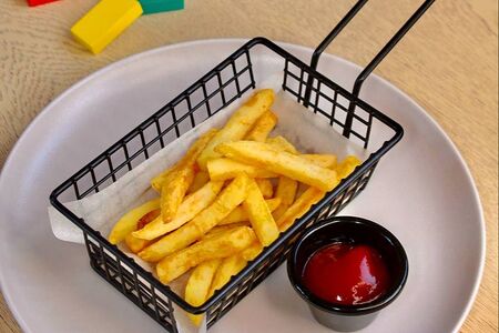 Kids Картофель фри с кетчупом