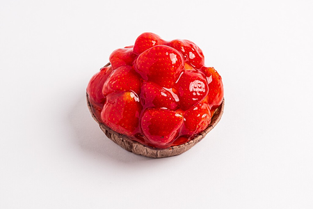 Тарталетка с клубникой